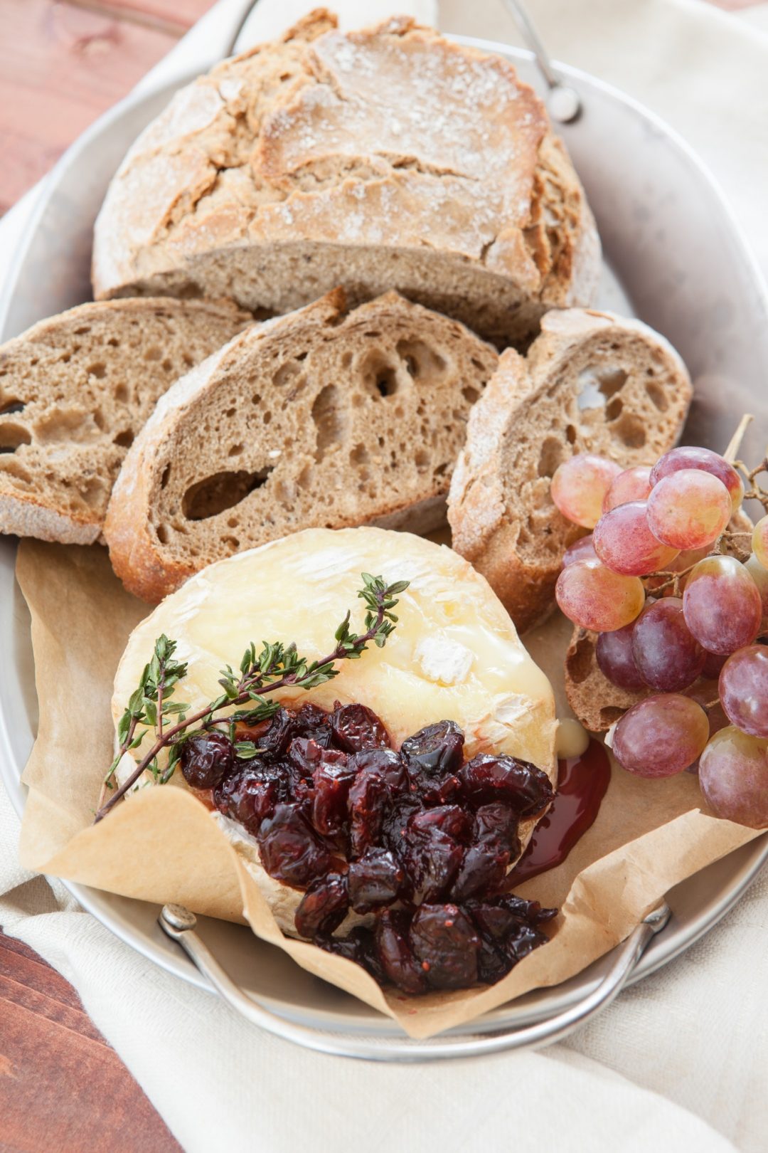Baked Brie With Cranberries