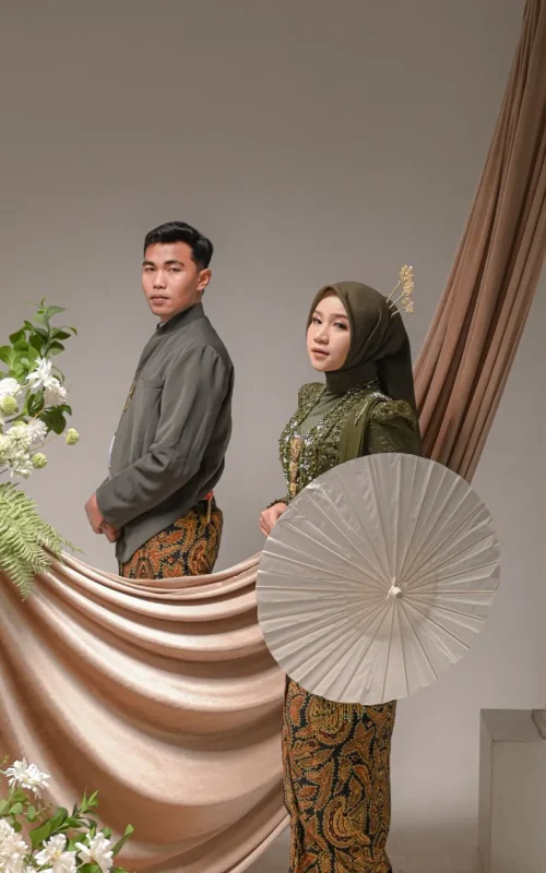 Jejantung ing kalbu 🤍Big thanks to - Mua & Attire - @milleniard_mua Fg & Studio - @studiobawah (4)