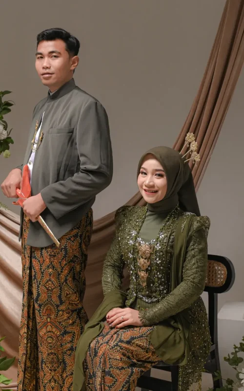 Jejantung ing kalbu 🤍Big thanks to - Mua & Attire - @milleniard_mua Fg & Studio - @studiobawah (5)