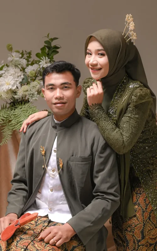 Jejantung ing kalbu 🤍Big thanks to - Mua & Attire - @milleniard_mua Fg & Studio - @studiobawah (7)