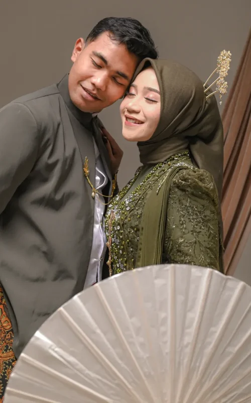 Jejantung ing kalbu 🤍Big thanks to - Mua & Attire - @milleniard_mua Fg & Studio - @studiobawah (8)