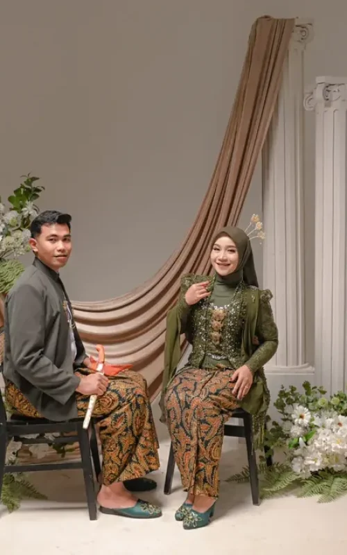 Jejantung ing kalbu 🤍Big thanks to - Mua & Attire - @milleniard_mua Fg & Studio - @studiobawah (9)