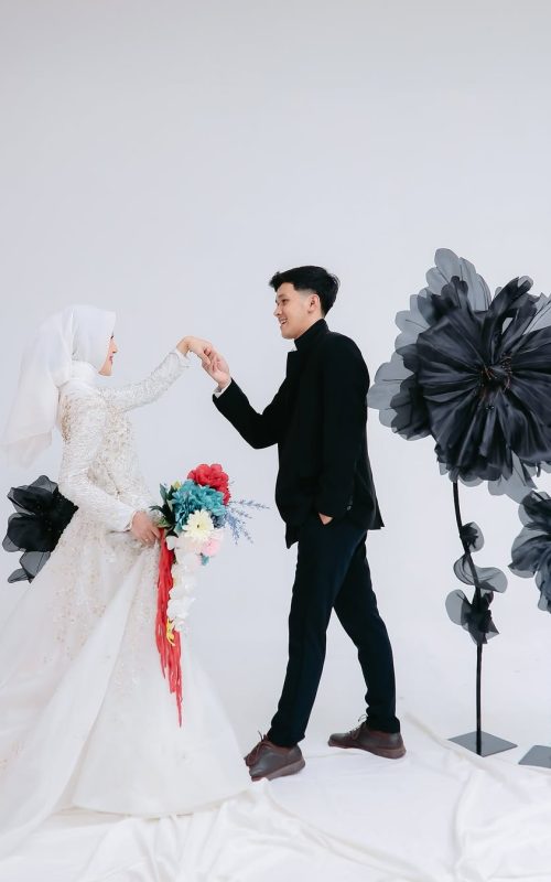 Prewedding Story Foto @alterastudio.co Mua @lalanella_makeup Gown @nayyu.atelier Alamat Studio - (4)