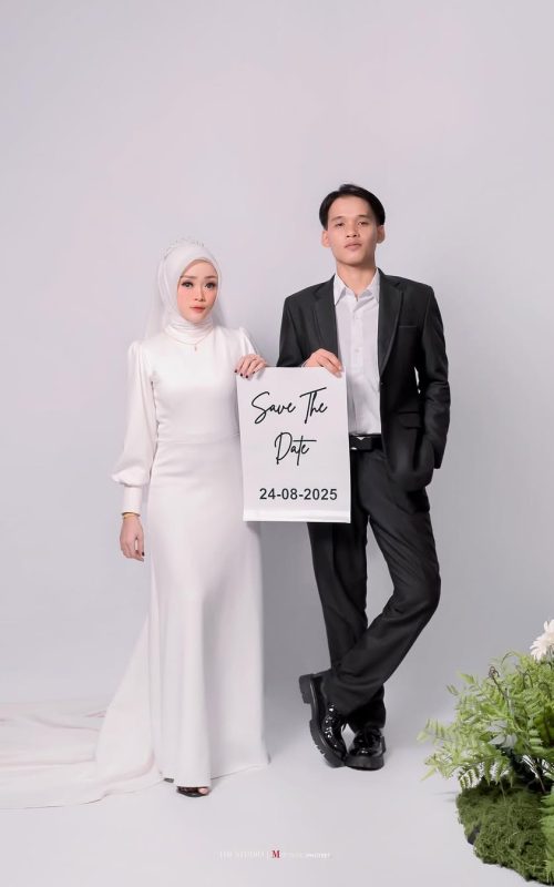 Prewedding session - Eka & RikoMUA-ATTIRE - @nadyaauliazulfa STUDIO - @mahadikaphotret_offical'H (4)