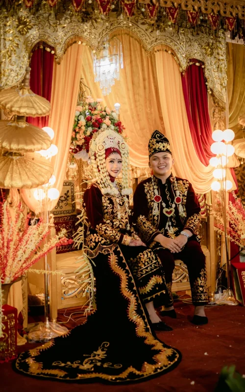 Adat Banjar Pelaminan Banjar Asli Makeup By Nazmahrizka Makeupbooking Hub Di Bio Akadn 2