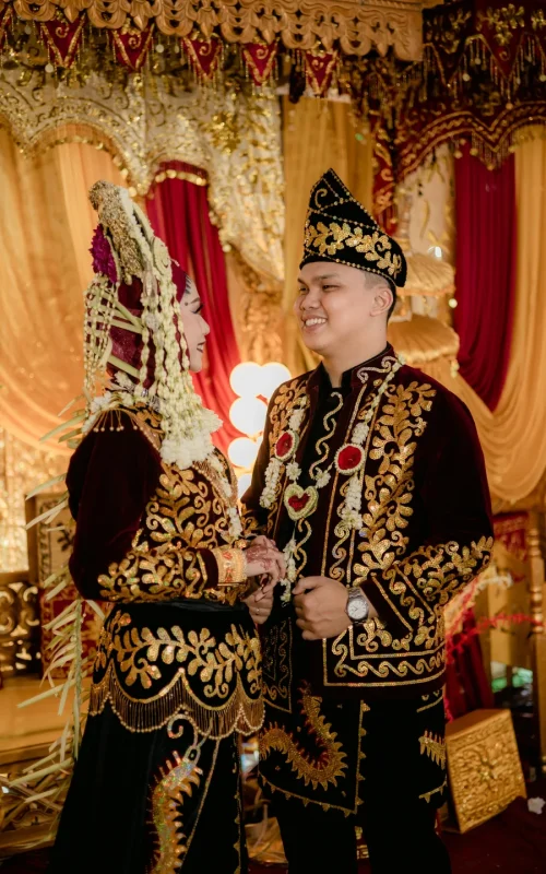 Adat Banjar Pelaminan Banjar Asli Makeup By Nazmahrizka Makeupbooking Hub Di Bio Akadn 5