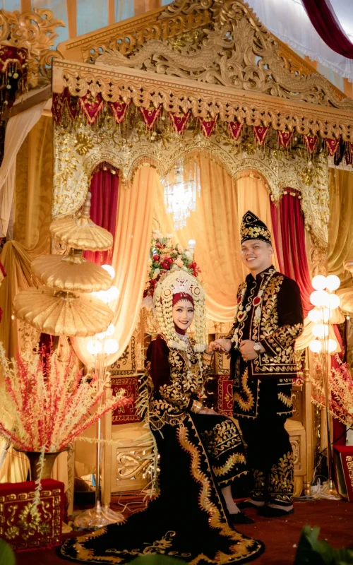 Adat Banjar Pelaminan Banjar Asli Makeup By Nazmahrizka Makeupbooking Hub Di Bio Akadn 7